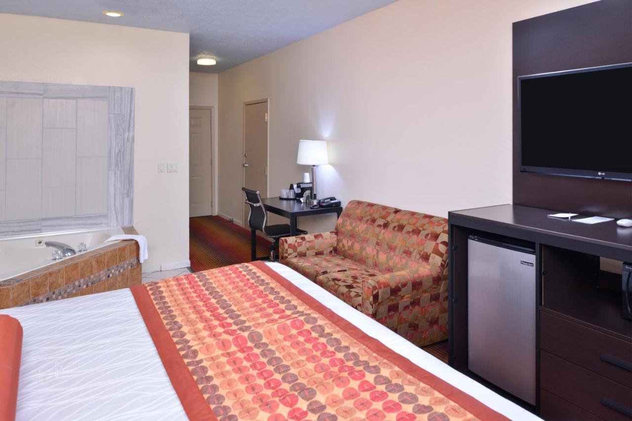 America'S Best Value Inn & Suites-Clinton Zewnętrze zdjęcie