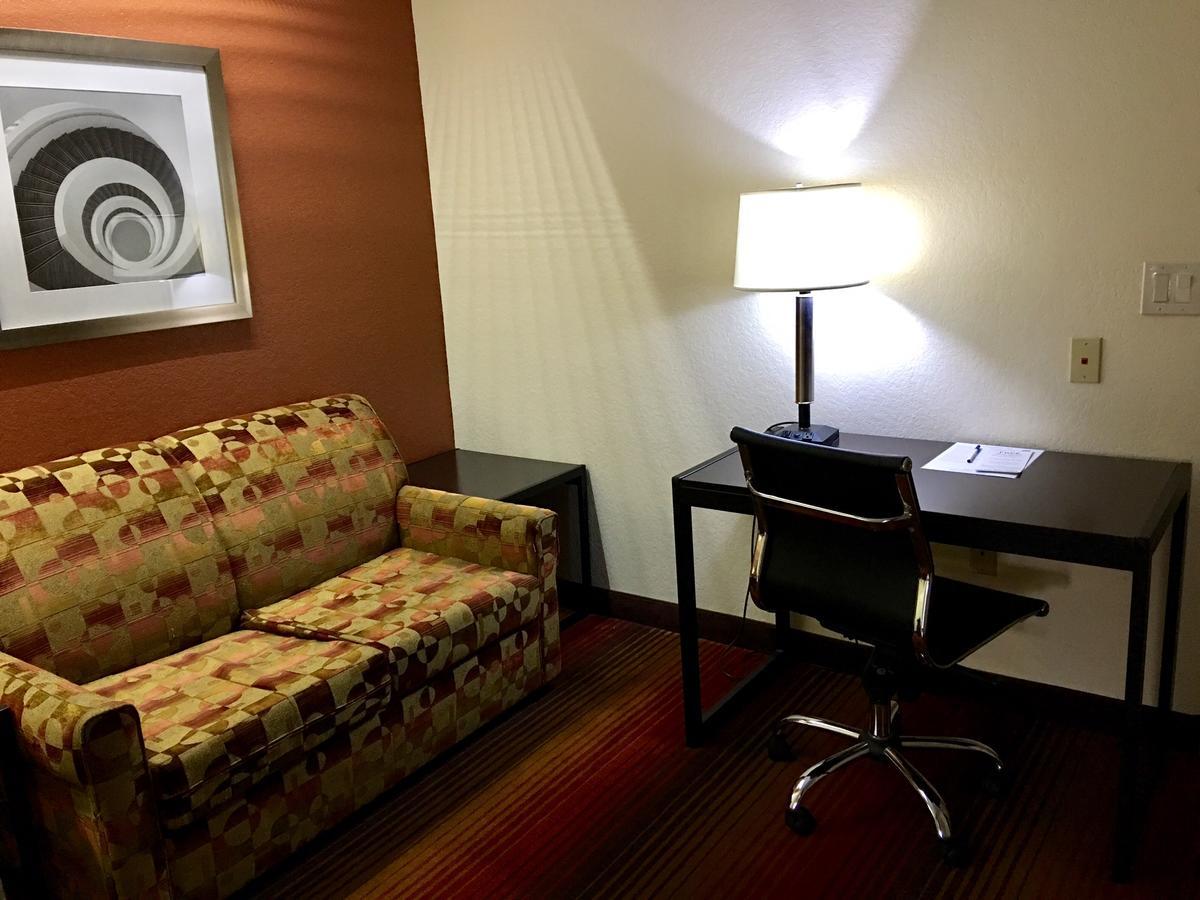 America'S Best Value Inn & Suites-Clinton Zewnętrze zdjęcie