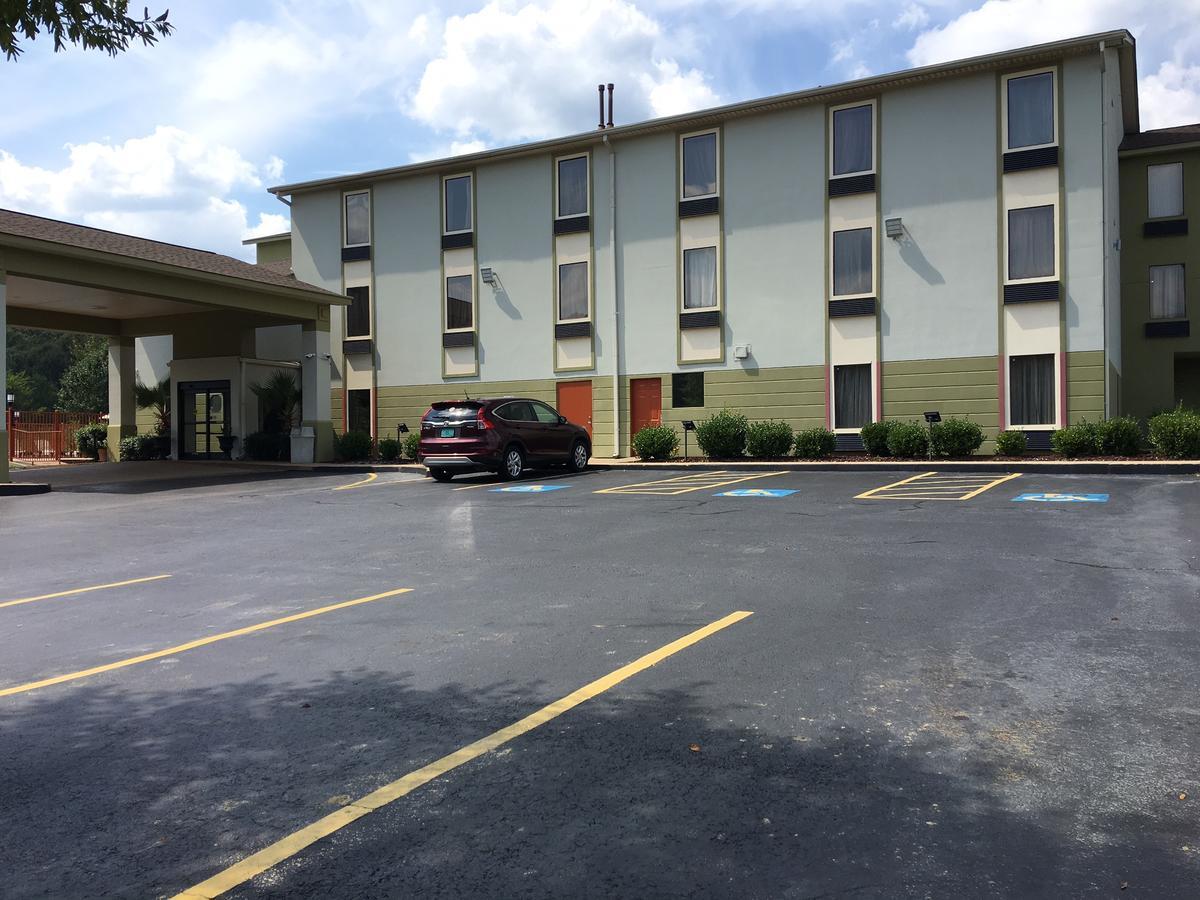 America'S Best Value Inn & Suites-Clinton Zewnętrze zdjęcie