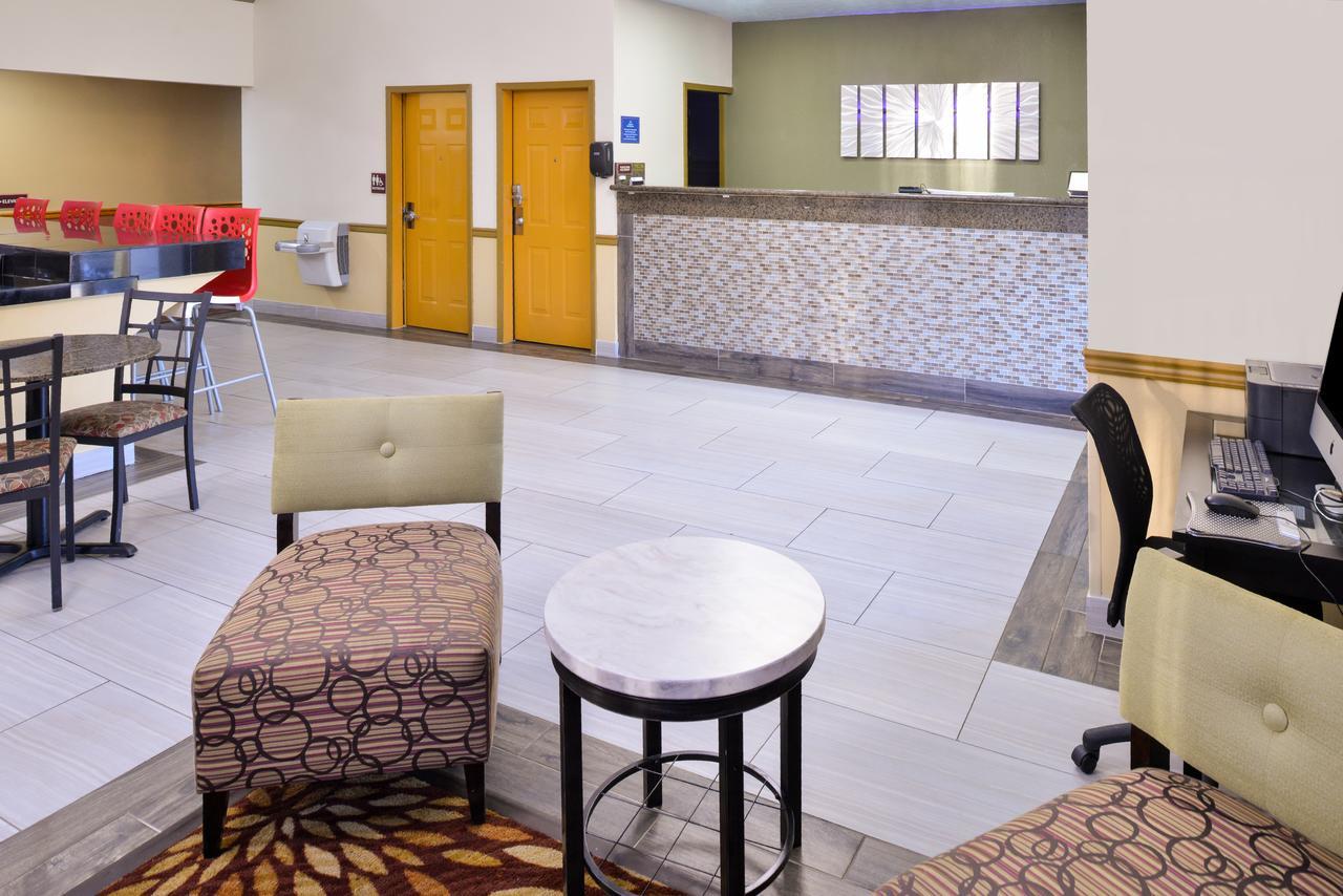 America'S Best Value Inn & Suites-Clinton Zewnętrze zdjęcie