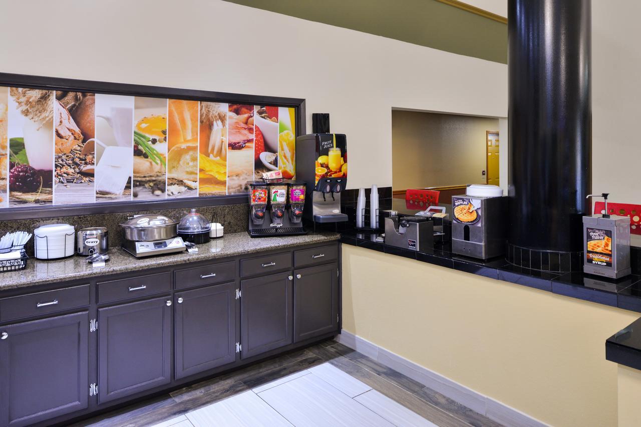America'S Best Value Inn & Suites-Clinton Zewnętrze zdjęcie