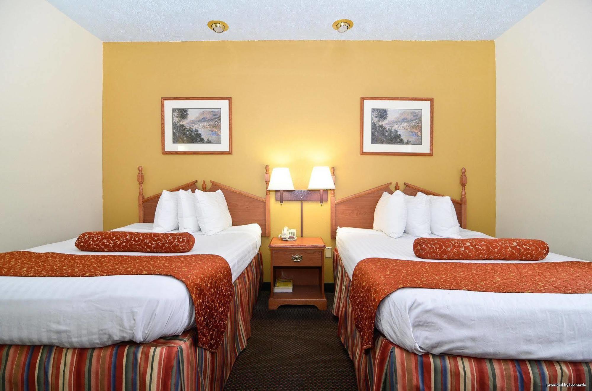 America'S Best Value Inn & Suites-Clinton Zewnętrze zdjęcie